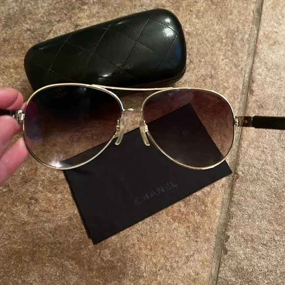 Chanel Sunglasses - Picture 5 of 12